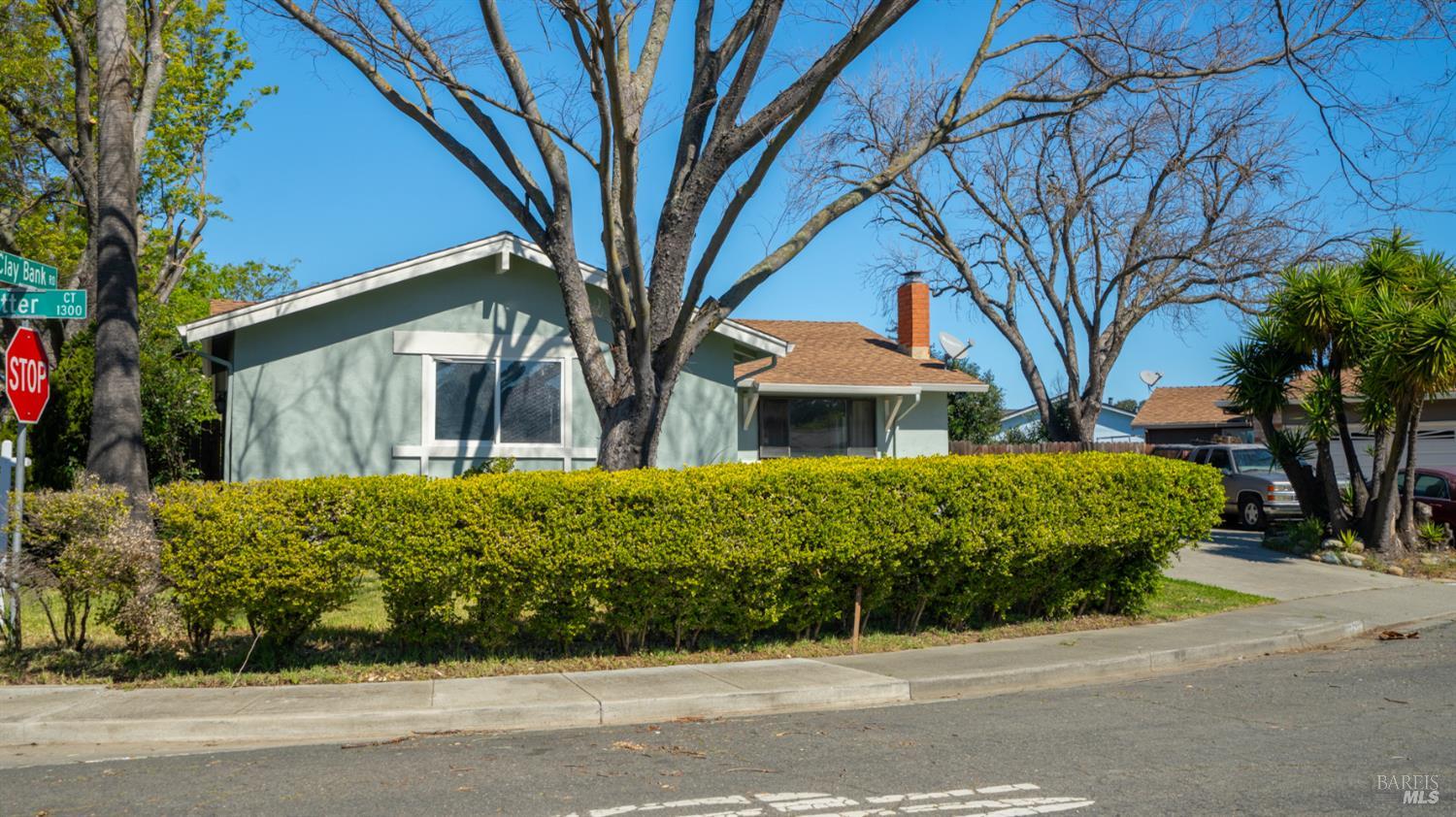 Detail Gallery Image 12 of 36 For 1312 Sutter Ct, Fairfield,  CA 94533 - 3 Beds | 2 Baths