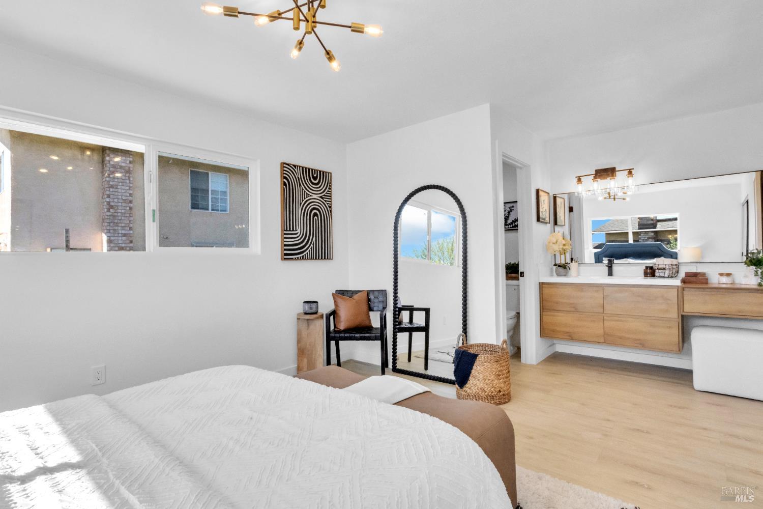 Detail Gallery Image 27 of 44 For 938 Sandy Cove Dr, Rodeo,  CA 94572 - 4 Beds | 2 Baths