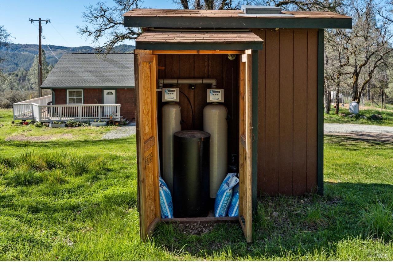 Detail Gallery Image 19 of 28 For 12800 Bottle Rock Rd, Kelseyville,  CA 95451 - 2 Beds | 1 Baths