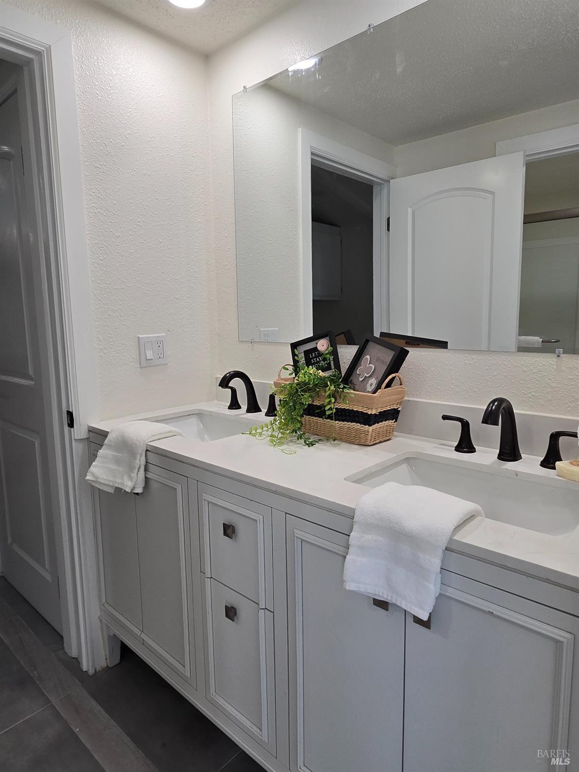 Detail Gallery Image 8 of 23 For 351 Circulo San Blas Unkn, Rohnert Park,  CA 94928 - 2 Beds | 2 Baths