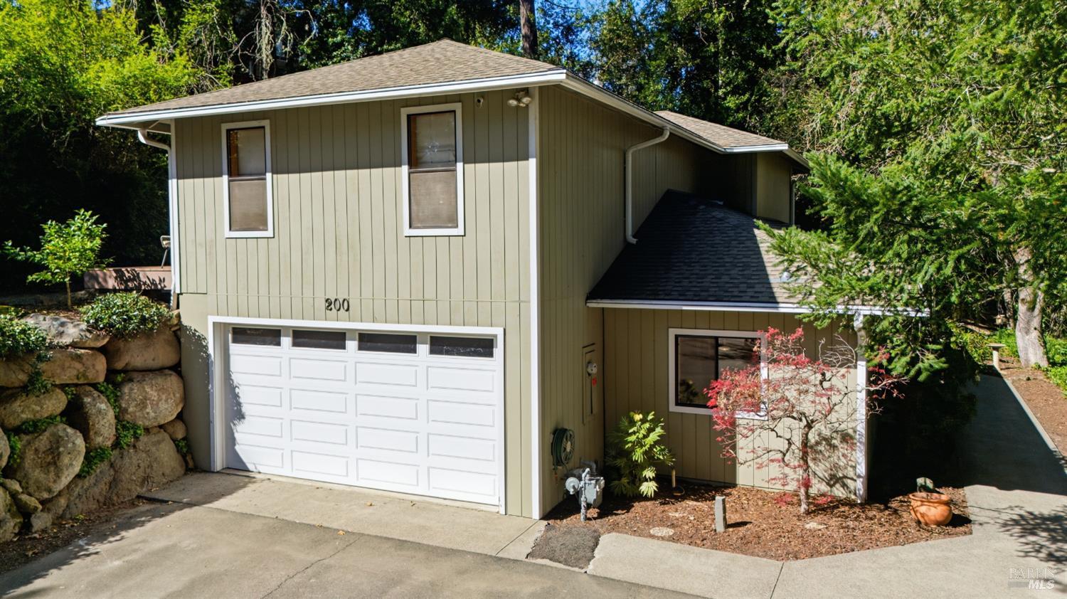 Detail Gallery Image 5 of 45 For 200 Sky Oaks Dr, Angwin,  CA 94508 - 3 Beds | 2/1 Baths