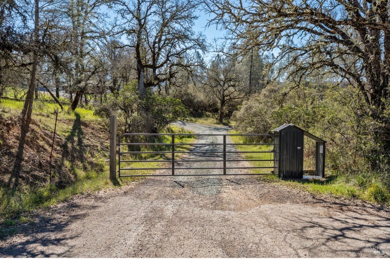 Detail Gallery Image 26 of 28 For 12800 Bottle Rock Rd, Kelseyville,  CA 95451 - 2 Beds | 1 Baths