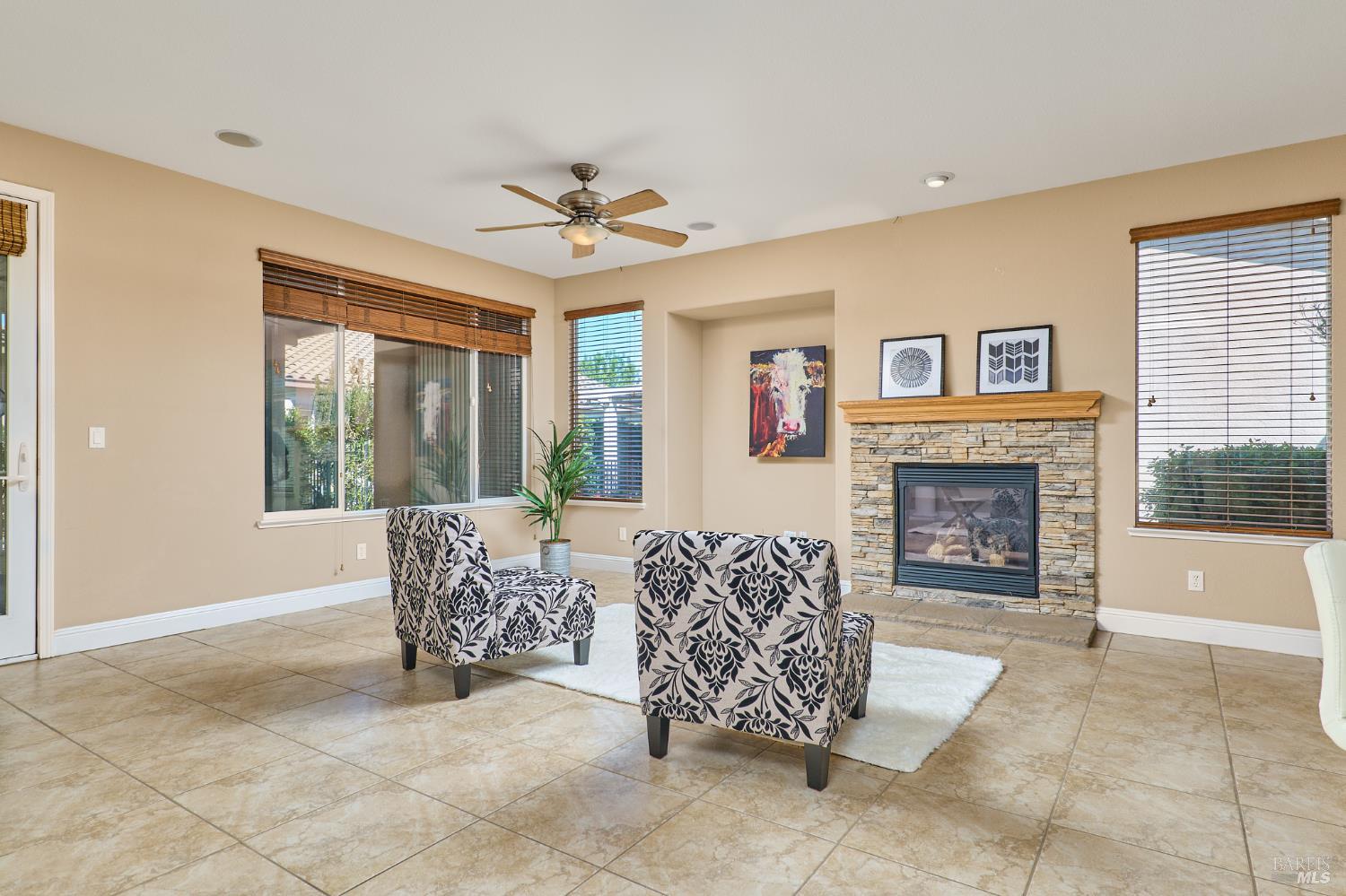 Detail Gallery Image 7 of 21 For 541 Redmont Unkn, Rio Vista,  CA 94571 - 2 Beds | 2 Baths