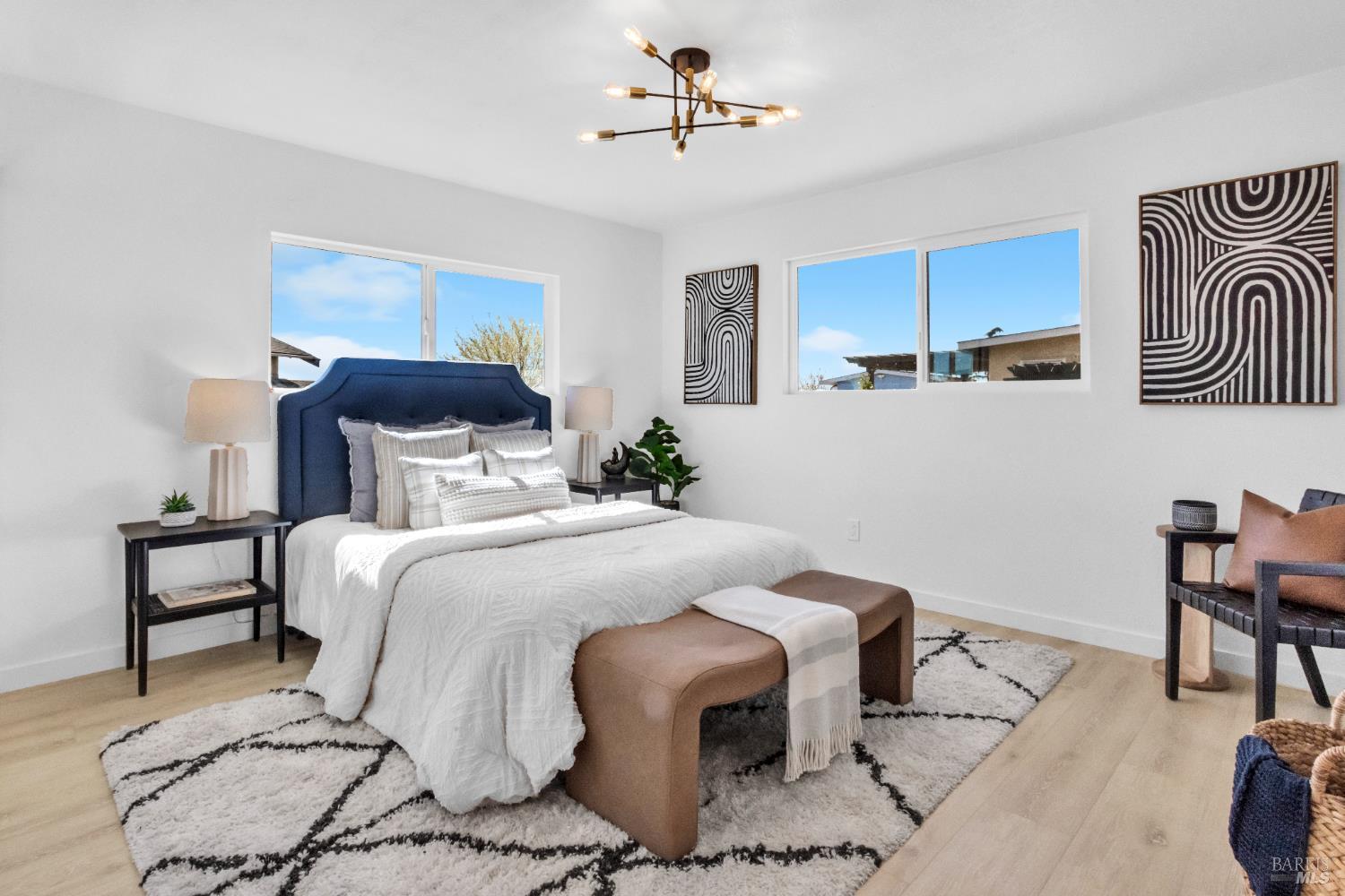 Detail Gallery Image 11 of 44 For 938 Sandy Cove Dr, Rodeo,  CA 94572 - 4 Beds | 2 Baths