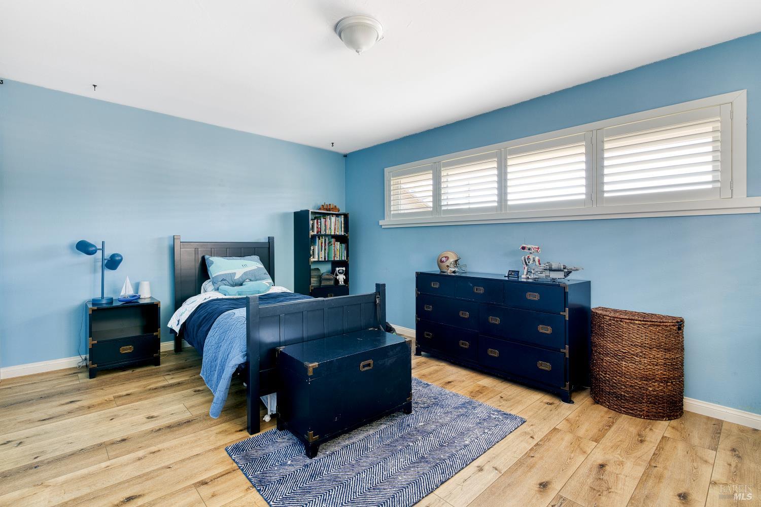 Detail Gallery Image 18 of 43 For 10 Capri Ct, San Rafael,  CA 94901 - 4 Beds | 3 Baths