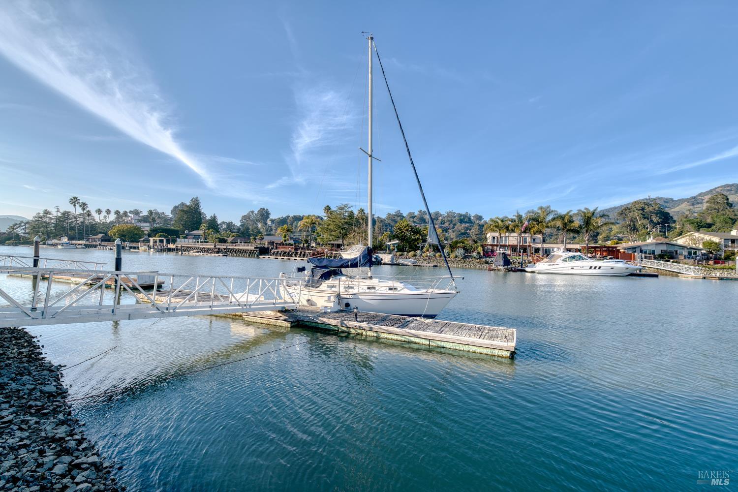 Detail Gallery Image 31 of 43 For 10 Capri Ct, San Rafael,  CA 94901 - 4 Beds | 3 Baths