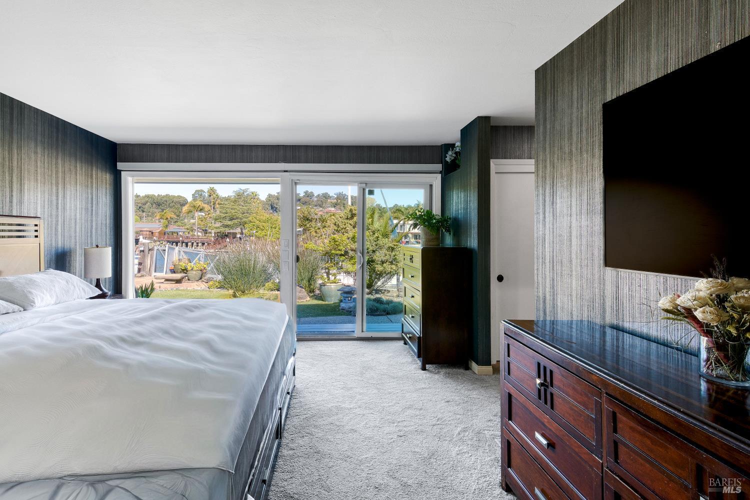 Detail Gallery Image 40 of 43 For 10 Capri Ct, San Rafael,  CA 94901 - 4 Beds | 3 Baths