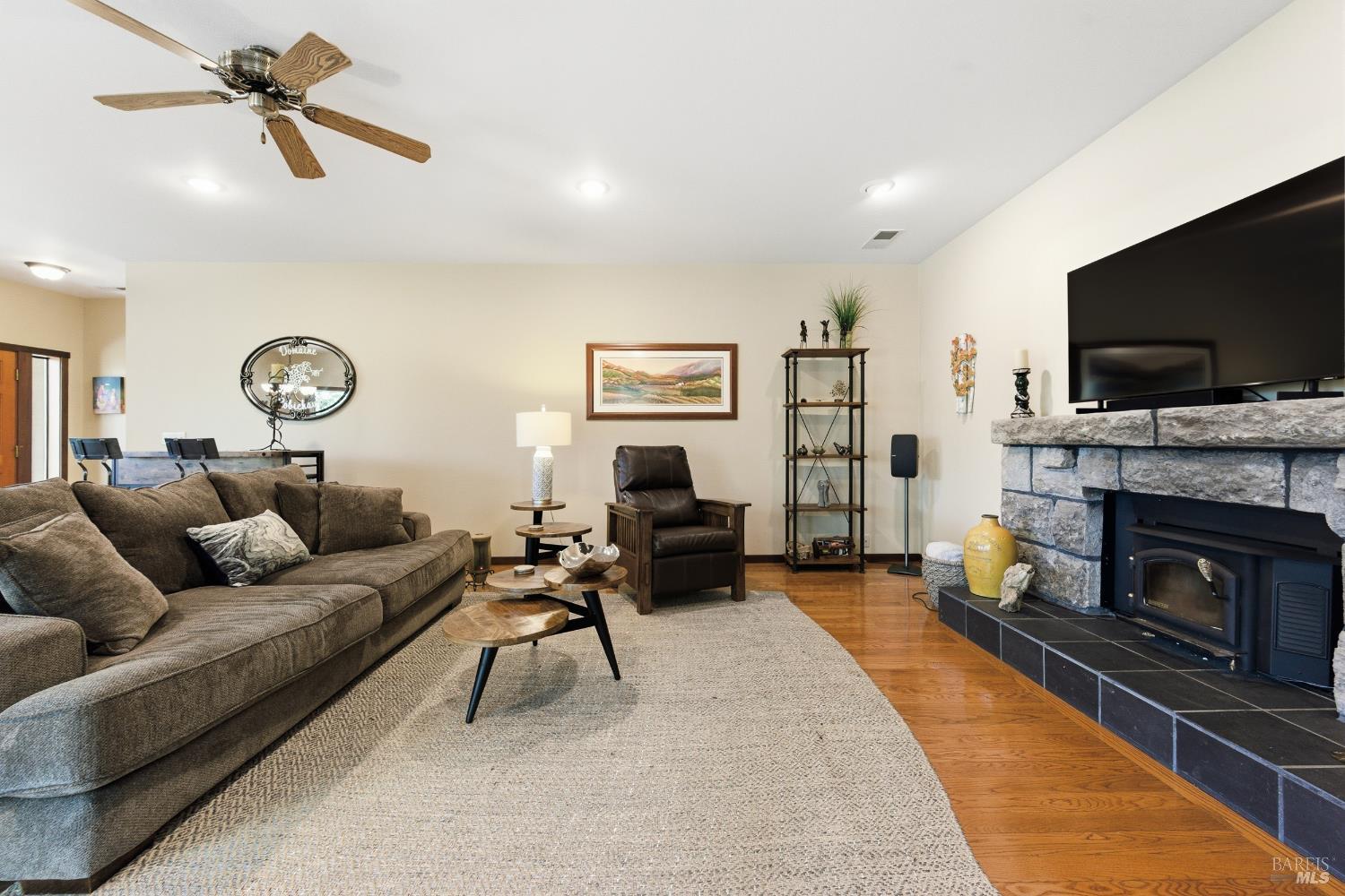 Detail Gallery Image 3 of 45 For 200 Sky Oaks Dr, Angwin,  CA 94508 - 3 Beds | 2/1 Baths