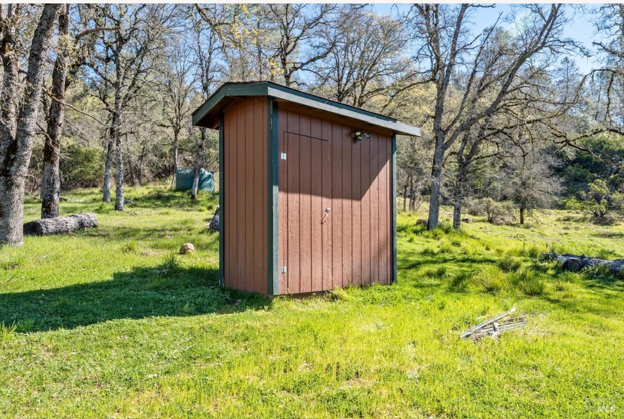 Detail Gallery Image 16 of 28 For 12800 Bottle Rock Rd, Kelseyville,  CA 95451 - 2 Beds | 1 Baths