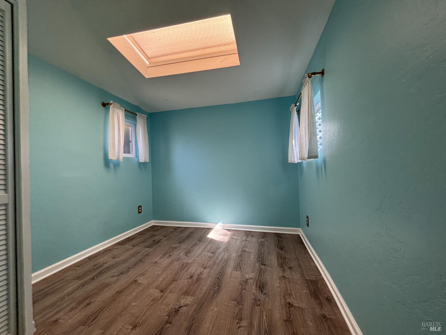 Detail Gallery Image 11 of 18 For 71 Rocca Dr, Fairfax,  CA 94930 - 2 Beds | 1 Baths