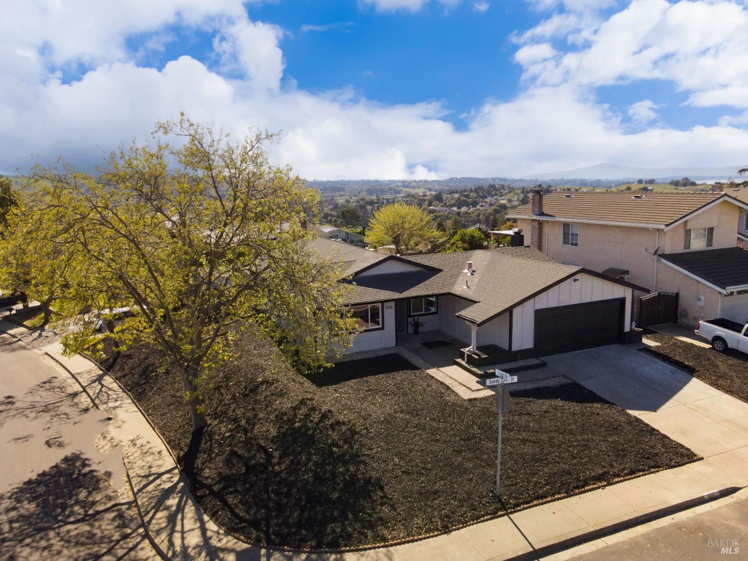 Detail Gallery Image 31 of 44 For 938 Sandy Cove Dr, Rodeo,  CA 94572 - 4 Beds | 2 Baths