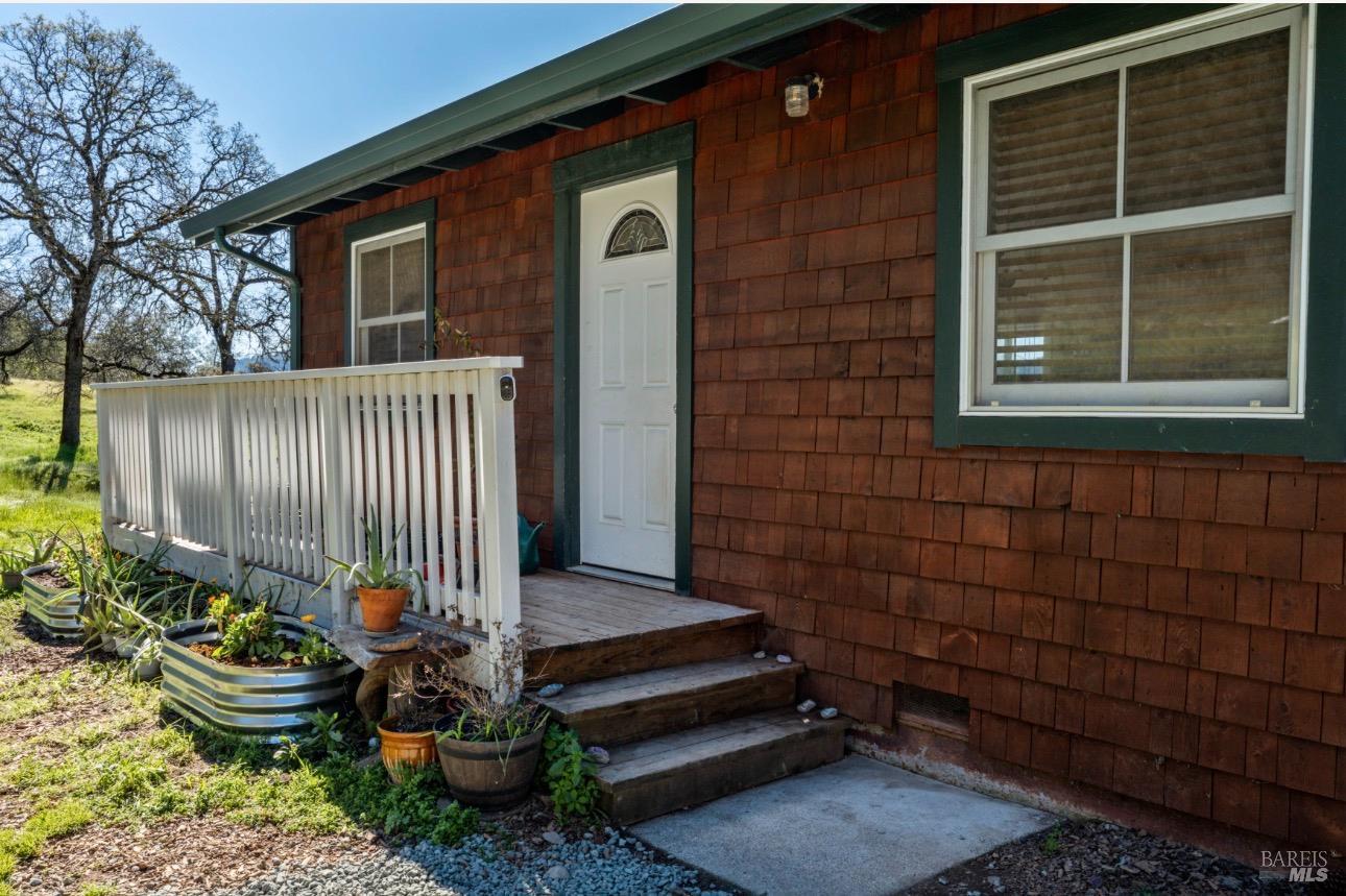 Detail Gallery Image 17 of 28 For 12800 Bottle Rock Rd, Kelseyville,  CA 95451 - 2 Beds | 1 Baths