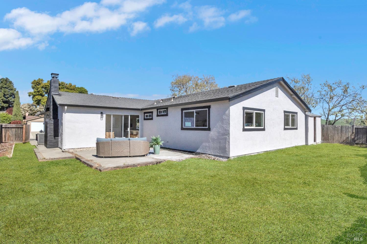 Detail Gallery Image 34 of 44 For 938 Sandy Cove Dr, Rodeo,  CA 94572 - 4 Beds | 2 Baths