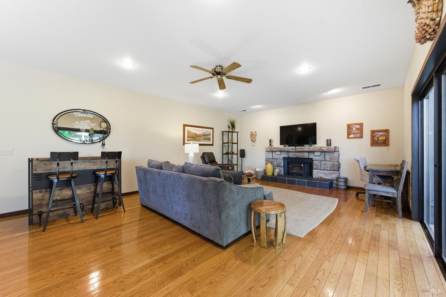 Detail Gallery Image 13 of 45 For 200 Sky Oaks Dr, Angwin,  CA 94508 - 3 Beds | 2/1 Baths