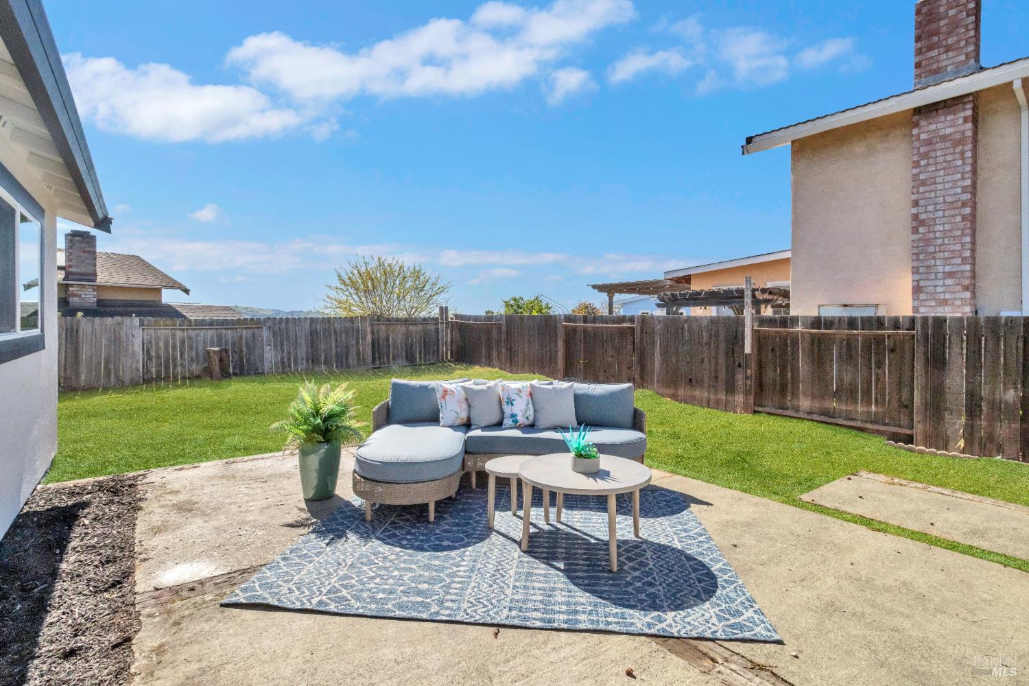 Detail Gallery Image 29 of 44 For 938 Sandy Cove Dr, Rodeo,  CA 94572 - 4 Beds | 2 Baths