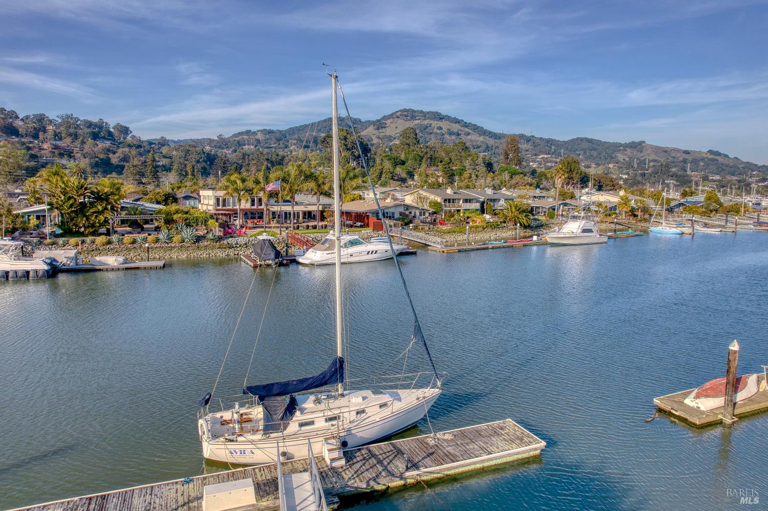 Detail Gallery Image 34 of 43 For 10 Capri Ct, San Rafael,  CA 94901 - 4 Beds | 3 Baths