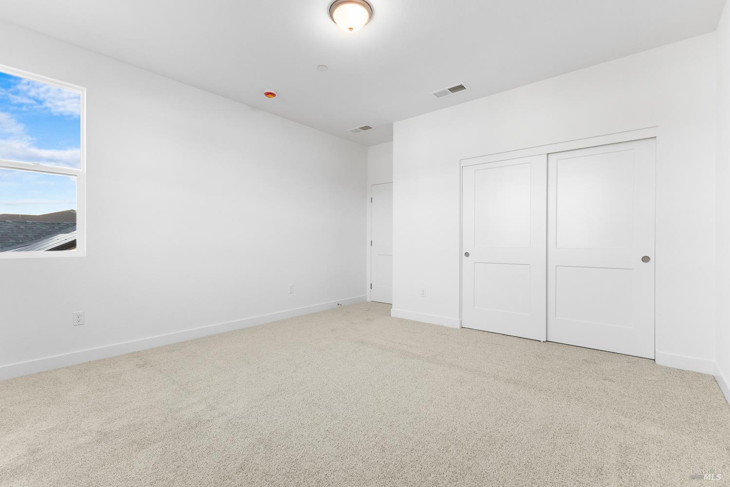 Detail Gallery Image 26 of 31 For 7337 Willowglen Dr, Rohnert Park,  CA 94928 - 3 Beds | 2/1 Baths