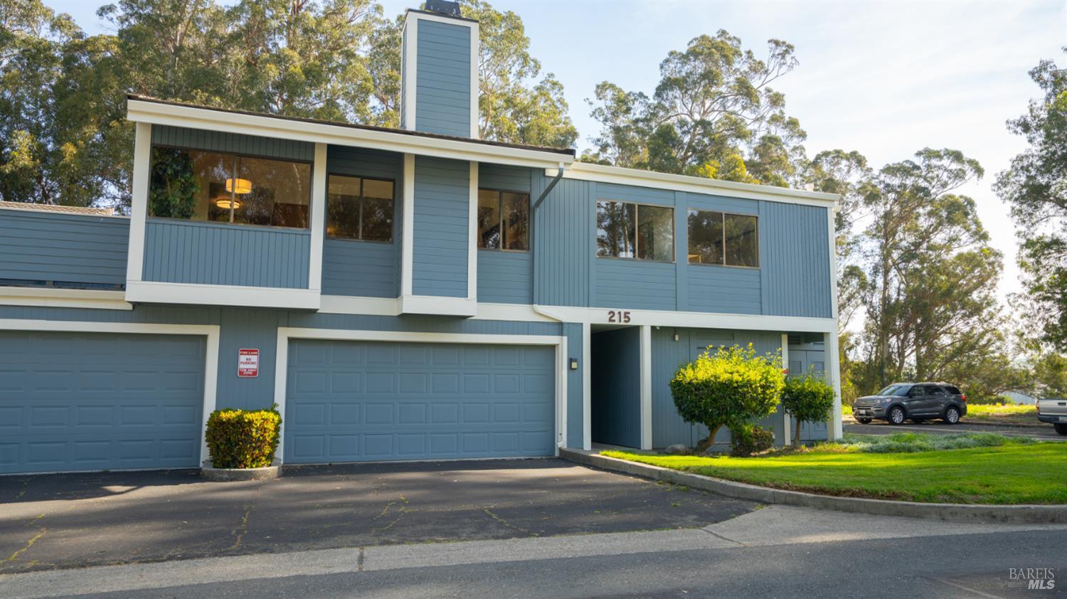 Detail Gallery Image 3 of 55 For 215 Apollo Unkn #1,  Hercules,  CA 94547 - 2 Beds | 1/1 Baths