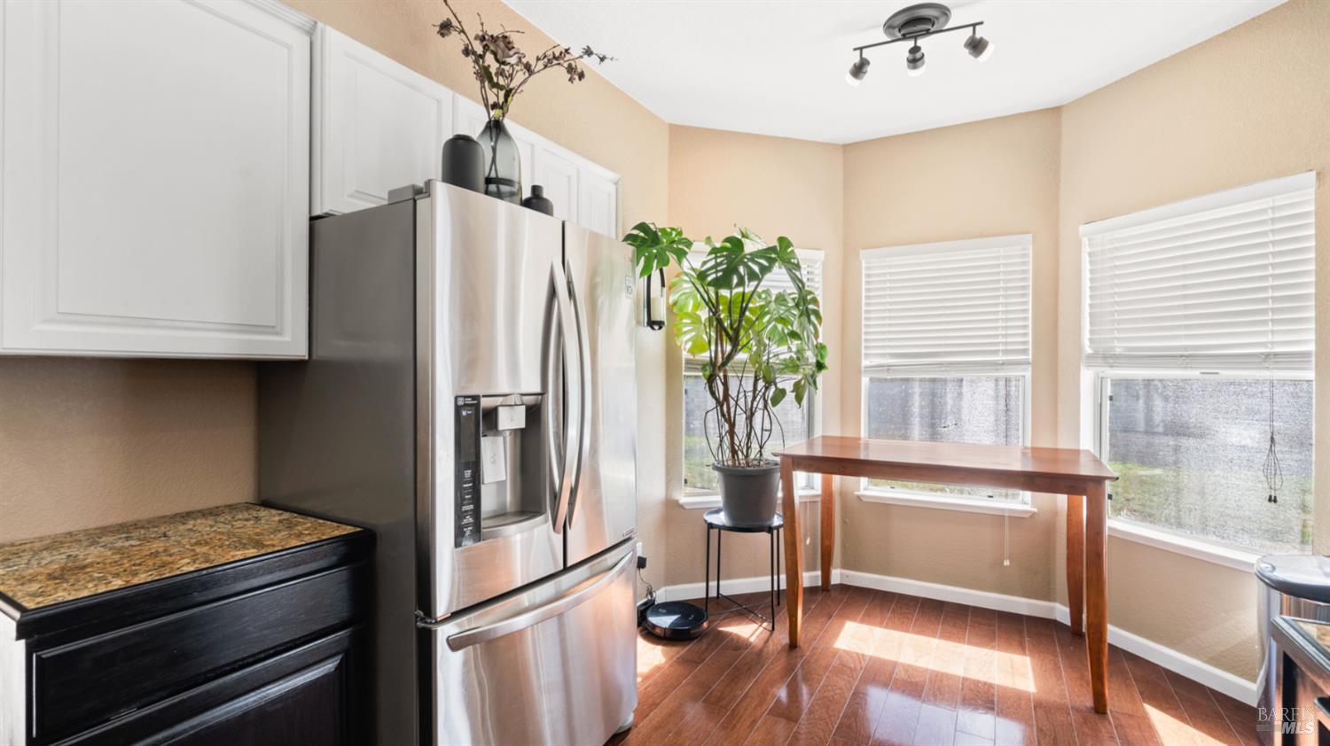 Detail Gallery Image 13 of 42 For 238 Harvest Dr, Vacaville,  CA 95687 - 4 Beds | 2/1 Baths