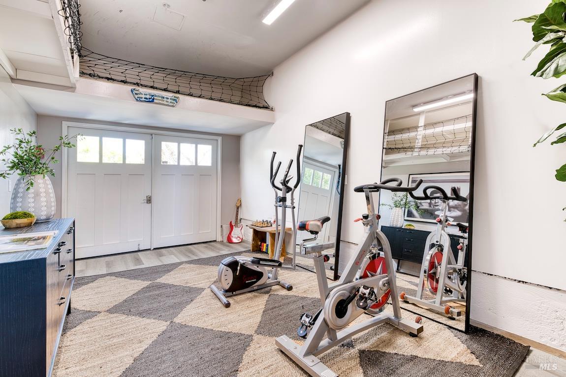 Detail Gallery Image 30 of 39 For 34 Diane Ln, Larkspur,  CA 94939 - 4 Beds | 3 Baths