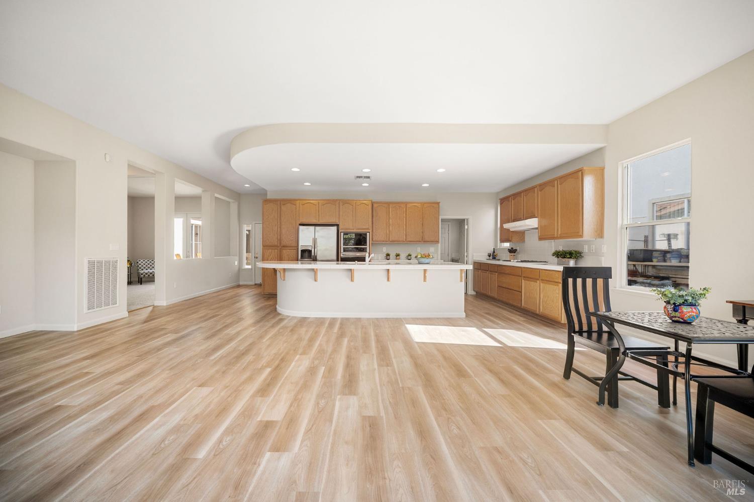 Detail Gallery Image 6 of 77 For 377 Shadow Creek Dr, Rio Vista,  CA 94571 - 2 Beds | 3/1 Baths