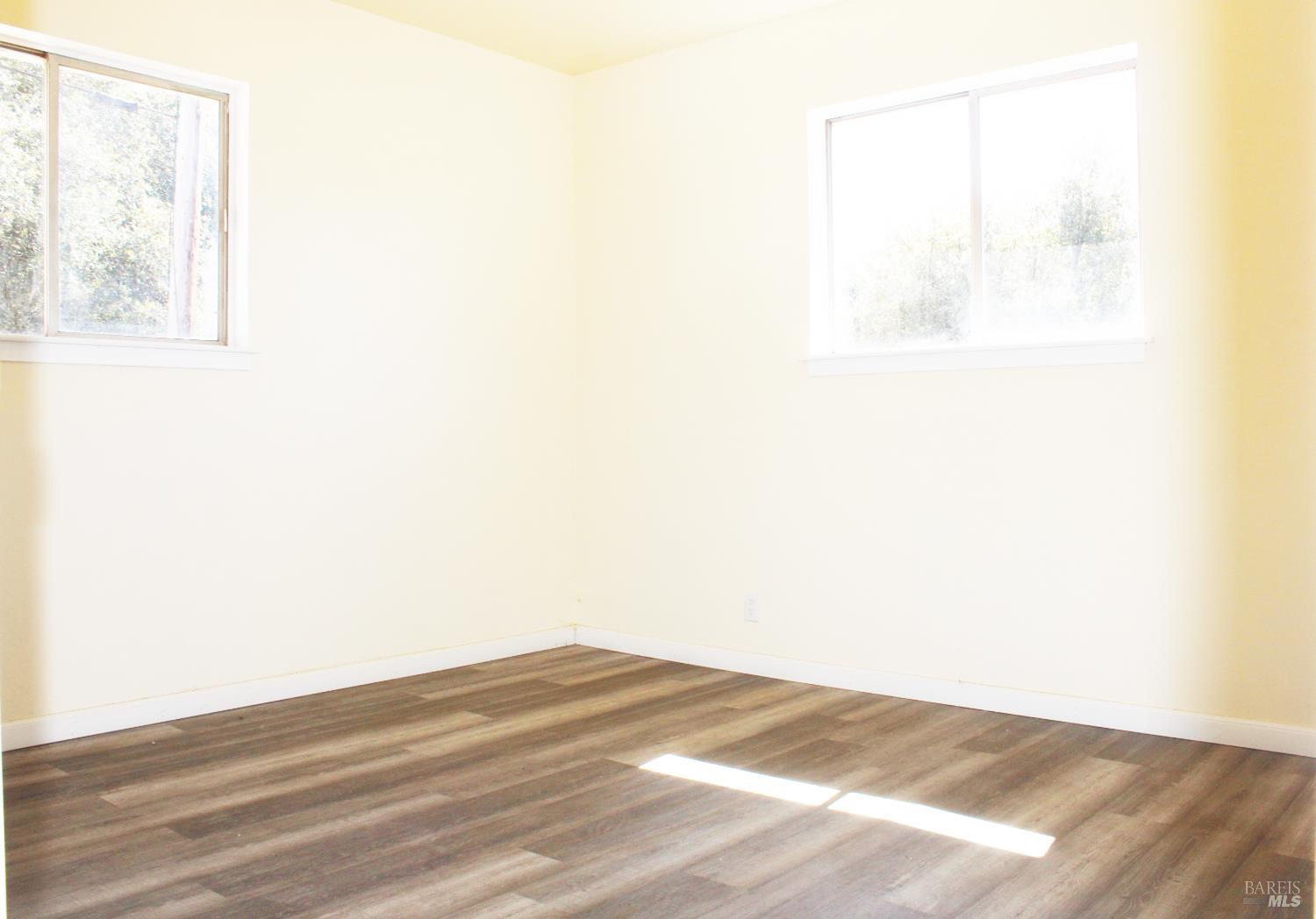 Detail Gallery Image 10 of 26 For 4083 Frye Ave, Clearlake,  CA 95422 - 3 Beds | 1/1 Baths