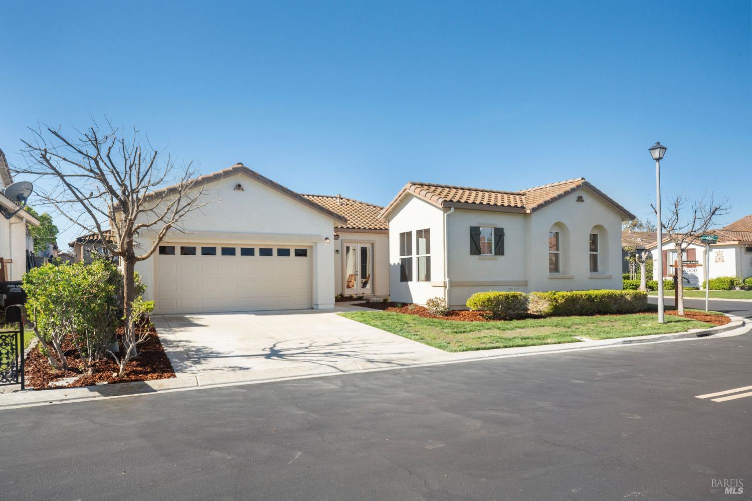 Detail Gallery Image 2 of 77 For 377 Shadow Creek Dr, Rio Vista,  CA 94571 - 2 Beds | 3/1 Baths