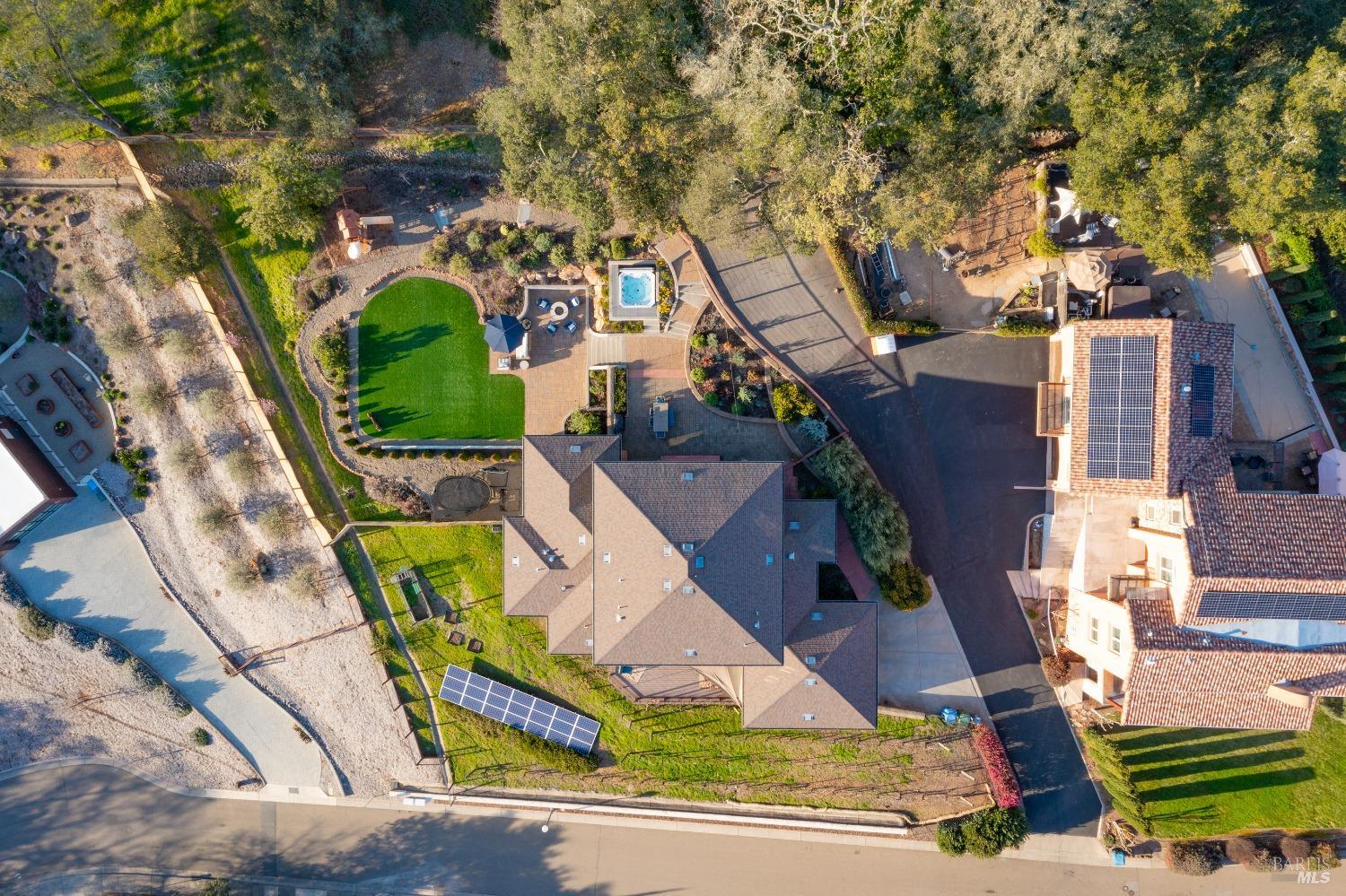 Detail Gallery Image 30 of 39 For 235 Clear Ridge Dr, Healdsburg,  CA 95448 - 4 Beds | 4/1 Baths