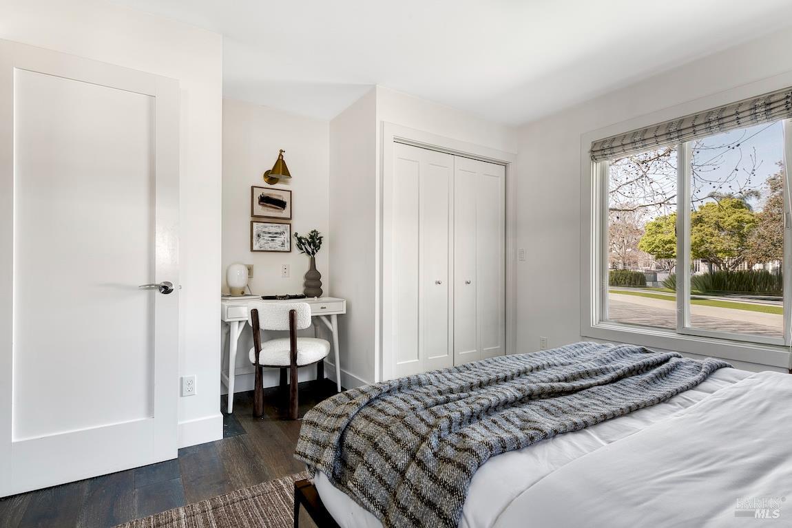 Detail Gallery Image 20 of 39 For 34 Diane Ln, Larkspur,  CA 94939 - 4 Beds | 3 Baths