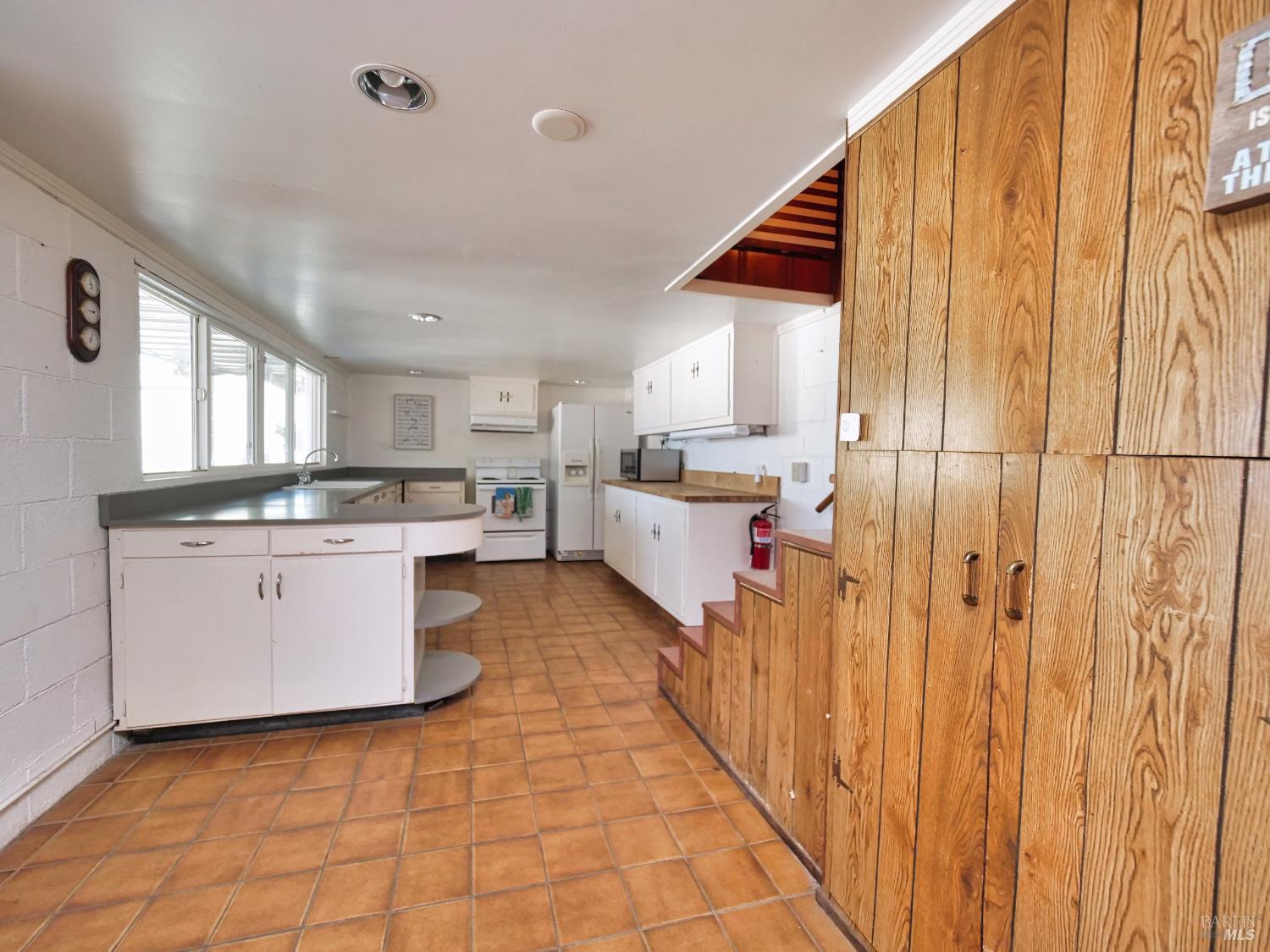 Detail Gallery Image 30 of 79 For 11485 Lakeshore Dr, Clearlake,  CA 95422 - 3 Beds | 1 Baths