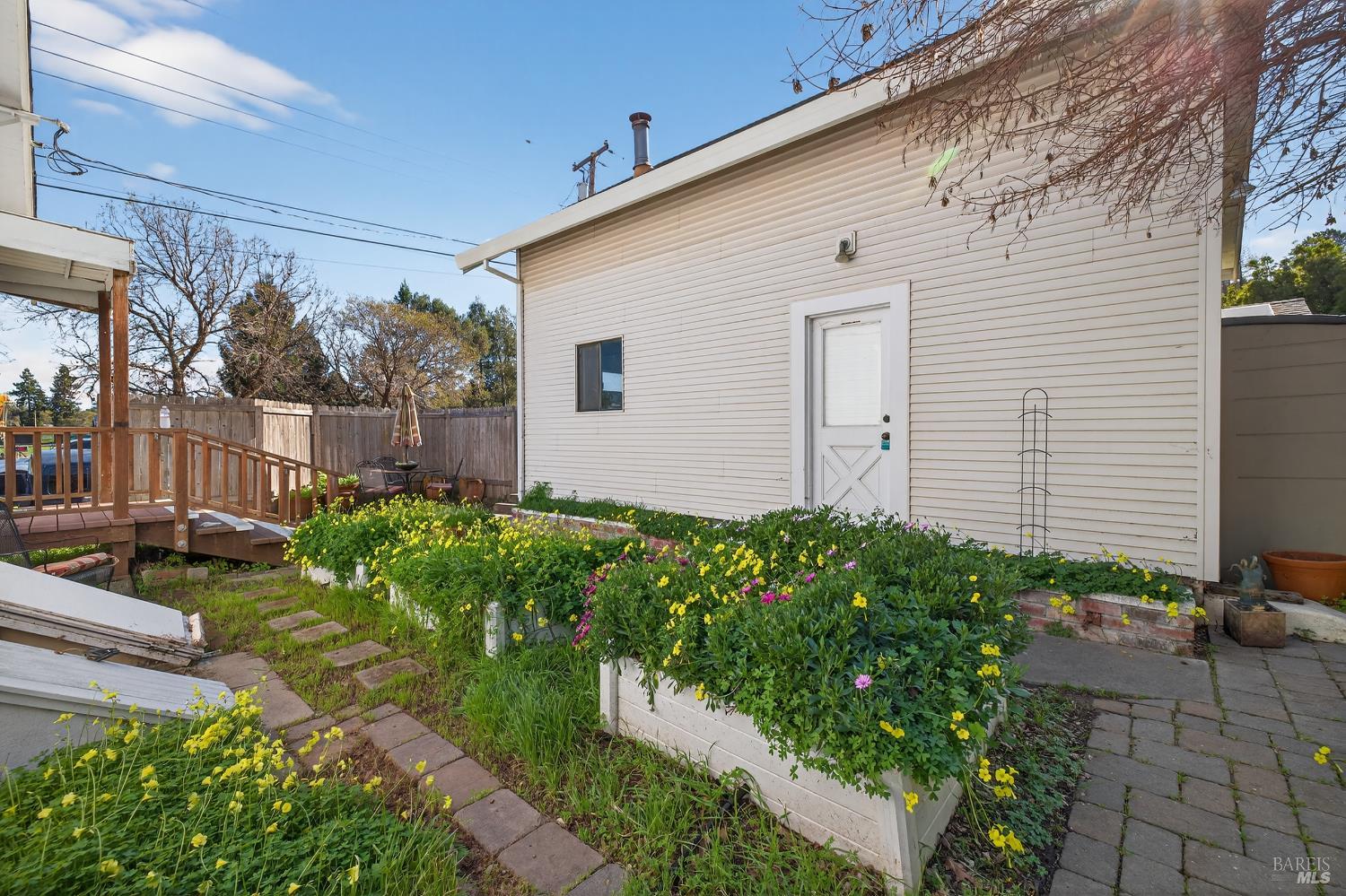 Detail Gallery Image 39 of 60 For 301 Broadway St, Petaluma,  CA 94952 - 2 Beds | 2 Baths