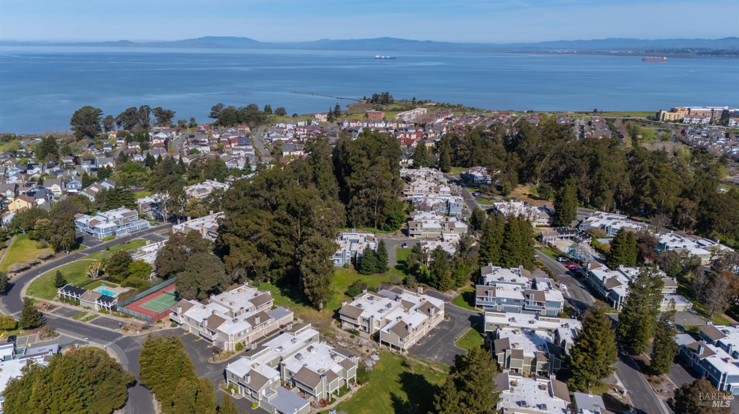 Detail Gallery Image 38 of 55 For 215 Apollo Unkn #1,  Hercules,  CA 94547 - 2 Beds | 1/1 Baths