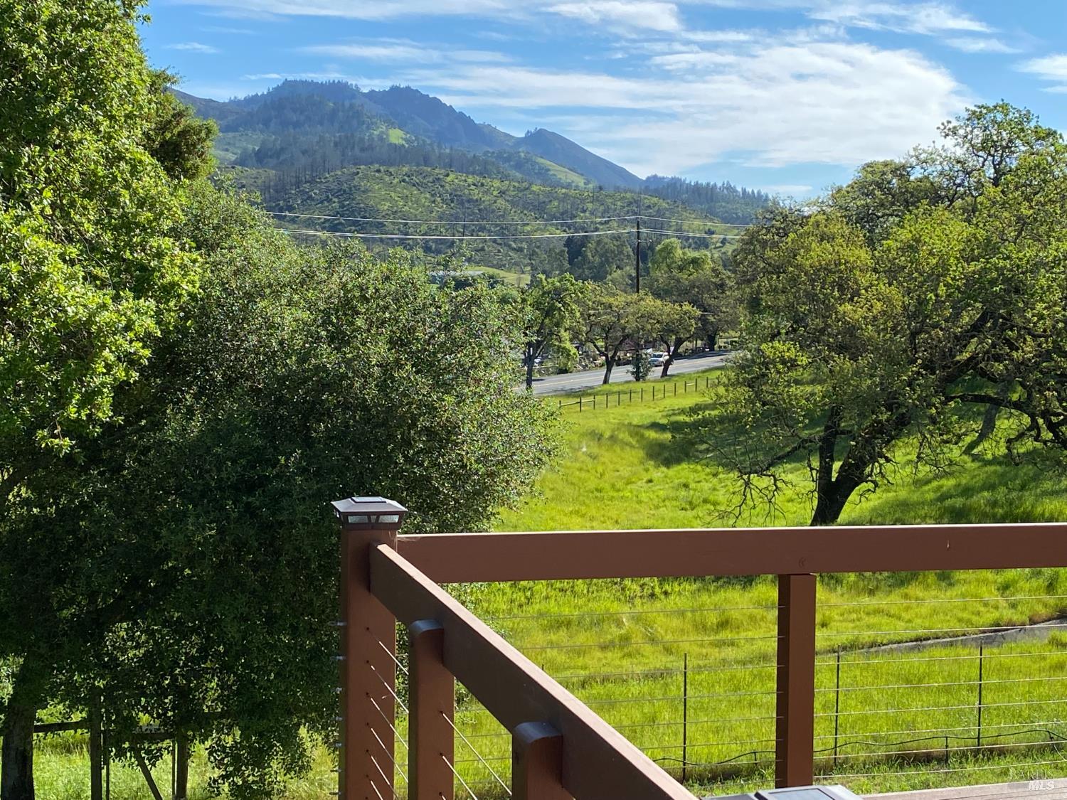 Detail Gallery Image 7 of 7 For 6271 Meadowstone Dr, Santa Rosa,  CA 95409 - 3 Beds | 2/1 Baths