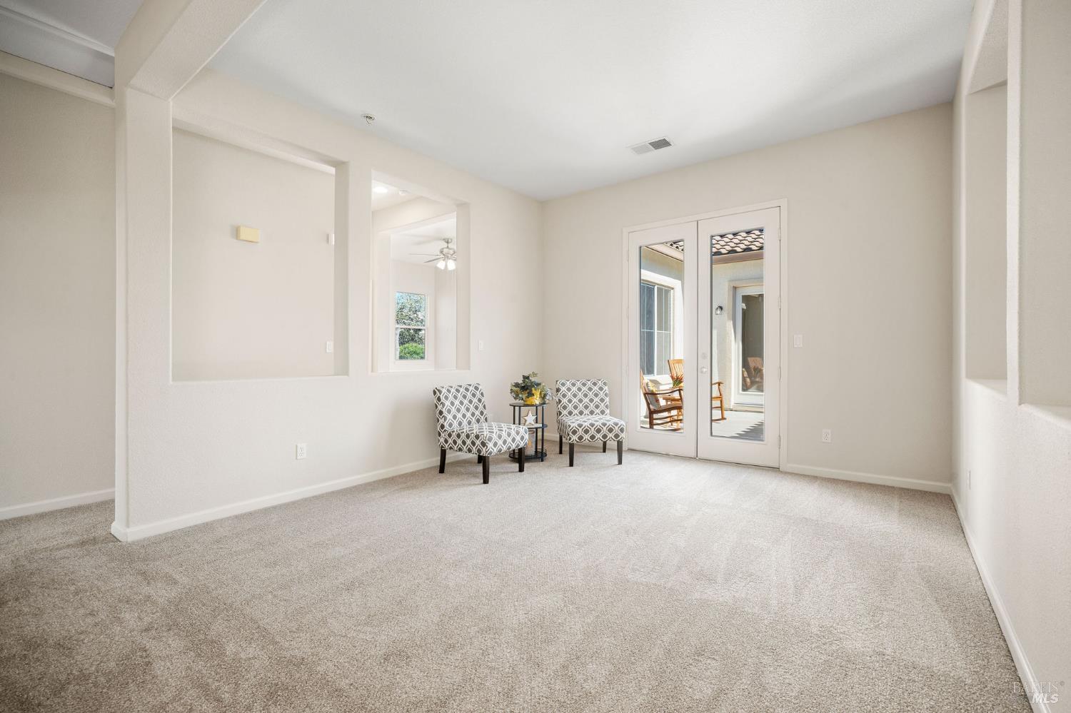 Detail Gallery Image 14 of 77 For 377 Shadow Creek Dr, Rio Vista,  CA 94571 - 2 Beds | 3/1 Baths