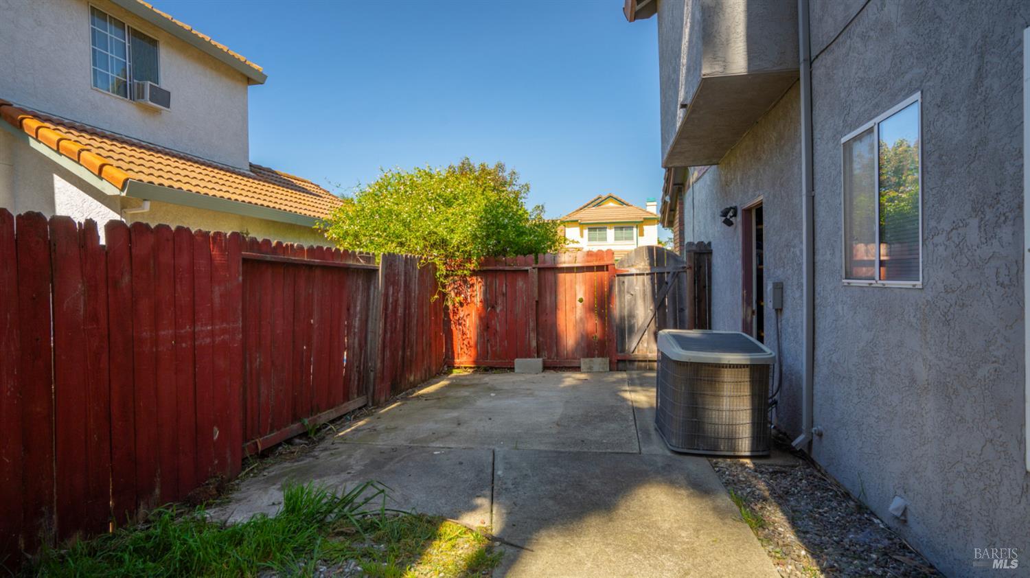 Detail Gallery Image 39 of 42 For 238 Harvest Dr, Vacaville,  CA 95687 - 4 Beds | 2/1 Baths