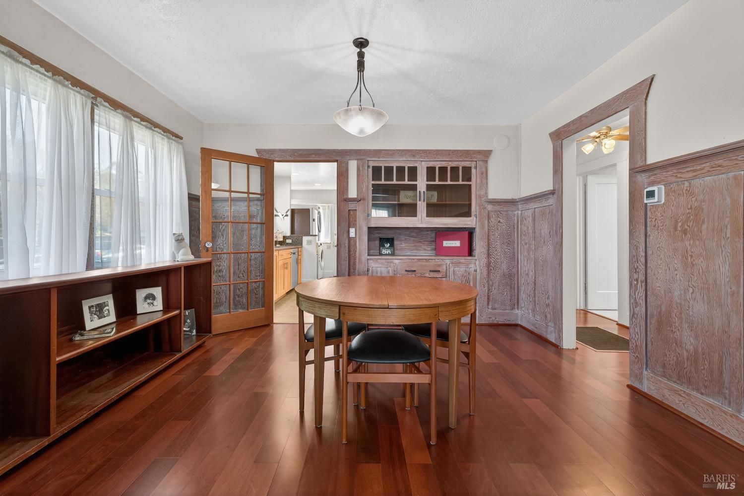 Detail Gallery Image 12 of 60 For 301 Broadway St, Petaluma,  CA 94952 - 2 Beds | 2 Baths