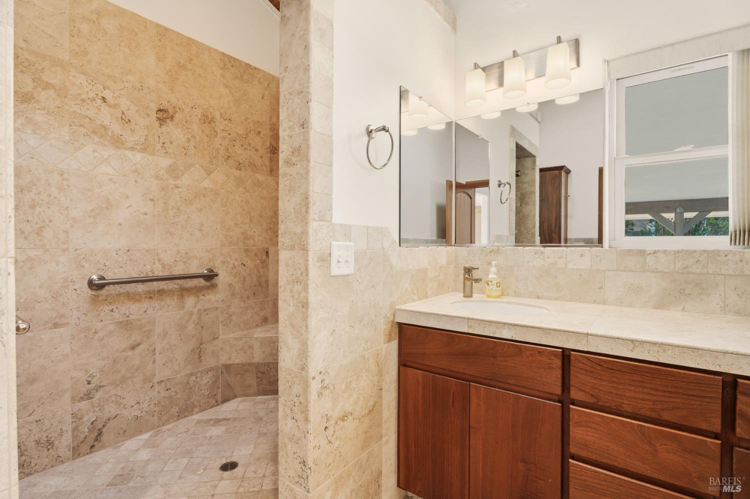 Detail Gallery Image 37 of 62 For 46701 Iversen Dr, Gualala,  CA 95445 - 2 Beds | 4/1 Baths