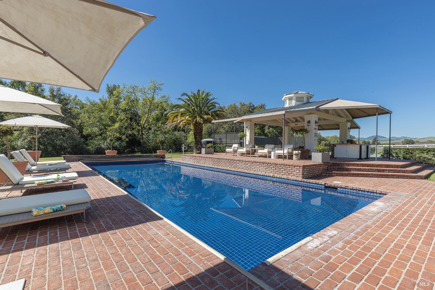 Detail Gallery Image 21 of 41 For 1129 Dealy Ln, Napa,  CA 94559 - 6 Beds | 6 Baths