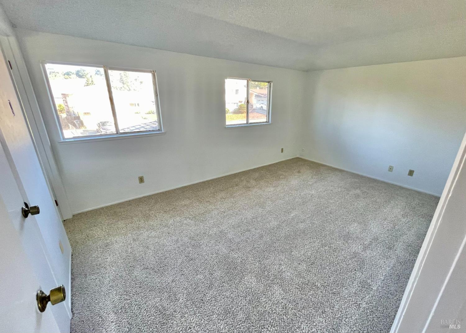 Detail Gallery Image 36 of 45 For 11 Dover Ct, Vallejo,  CA 94591 - 4 Beds | 2/1 Baths