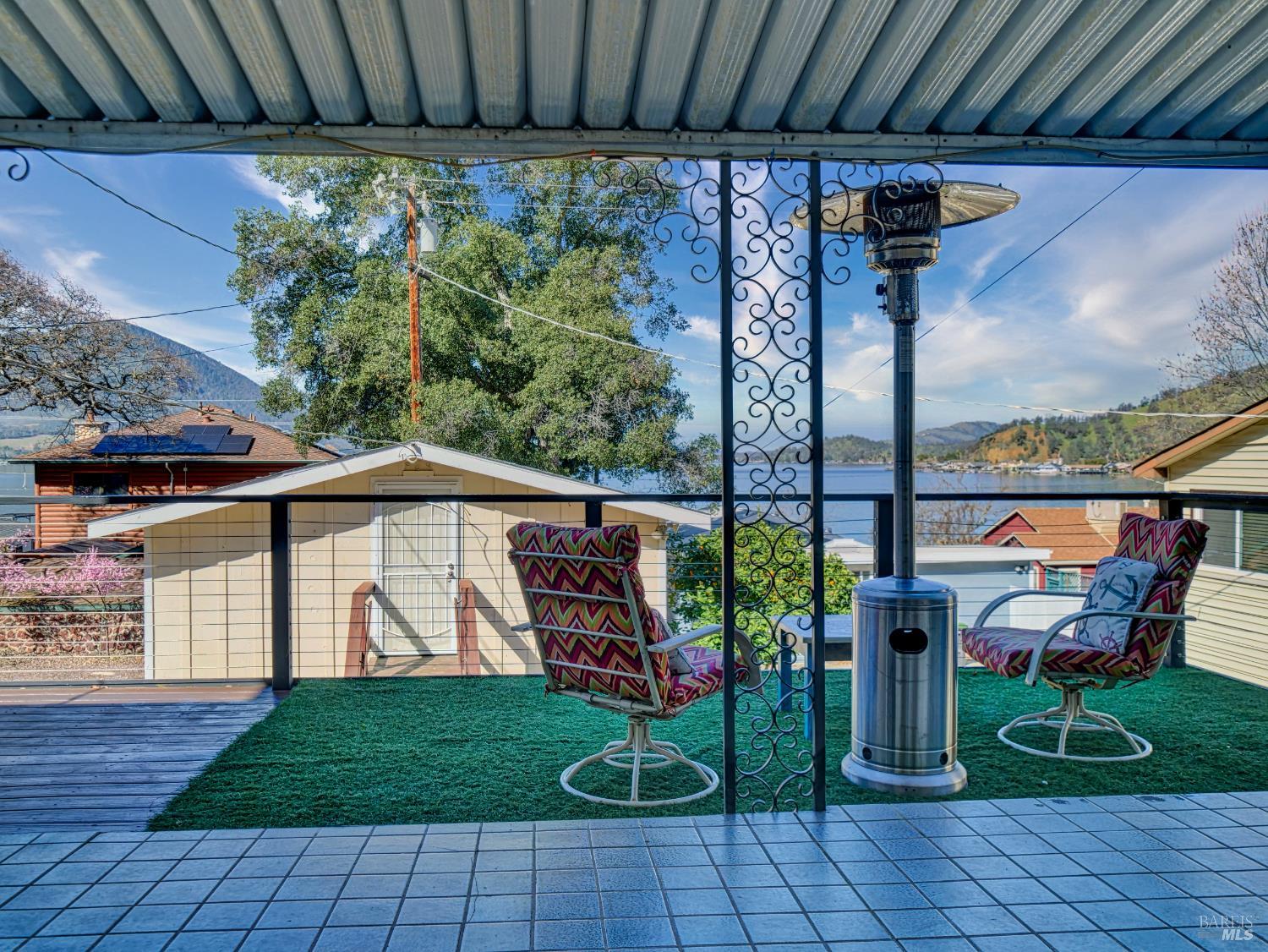 11485 Lakeshore Drive photo 22