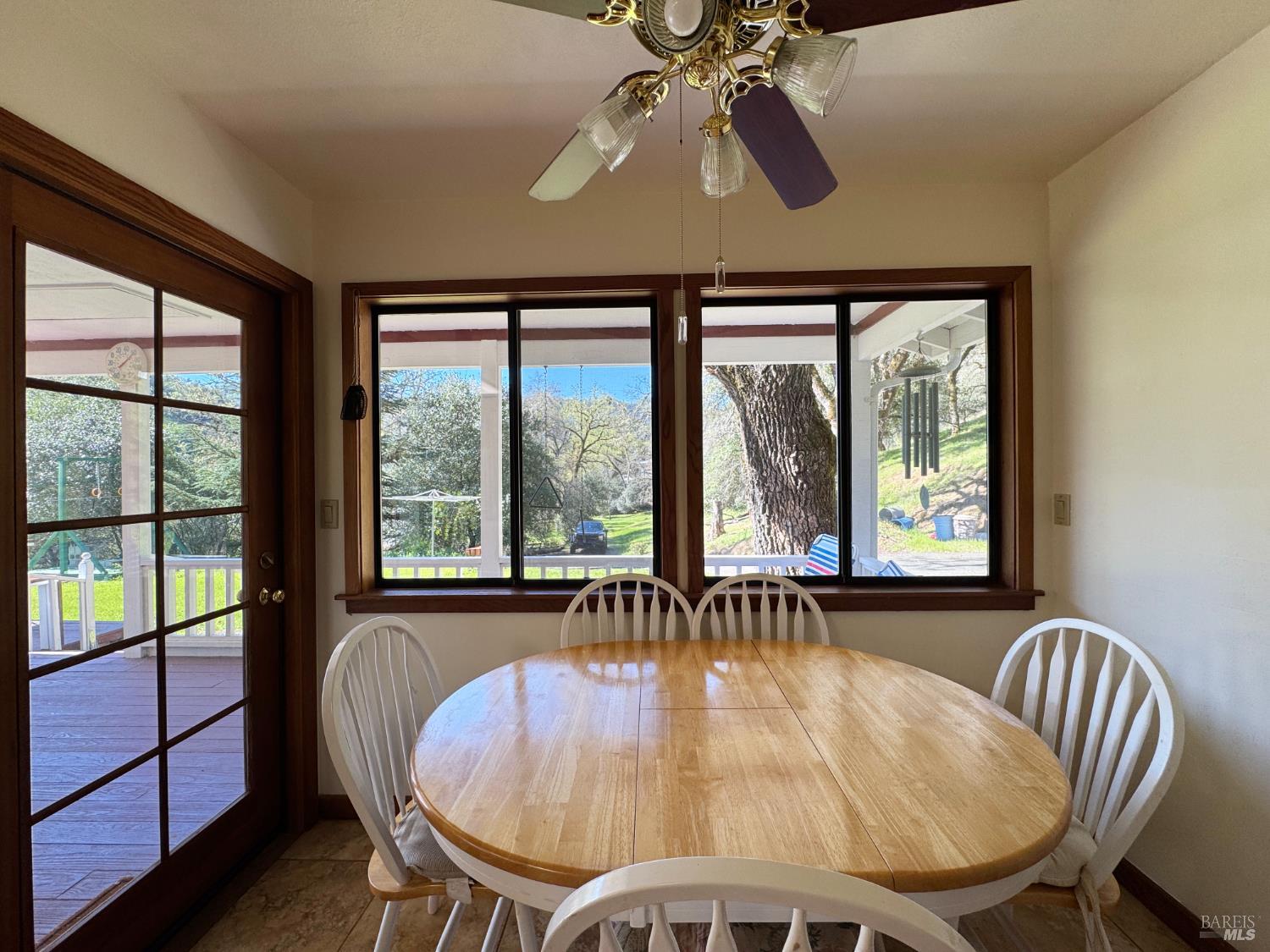 Detail Gallery Image 26 of 89 For 1800 Boonville Rd, Ukiah,  CA 95482 - 5 Beds | 4/1 Baths