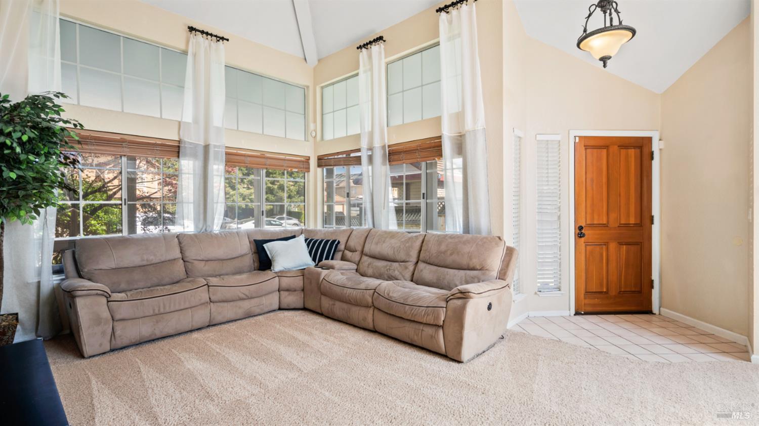 Detail Gallery Image 8 of 42 For 238 Harvest Dr, Vacaville,  CA 95687 - 4 Beds | 2/1 Baths