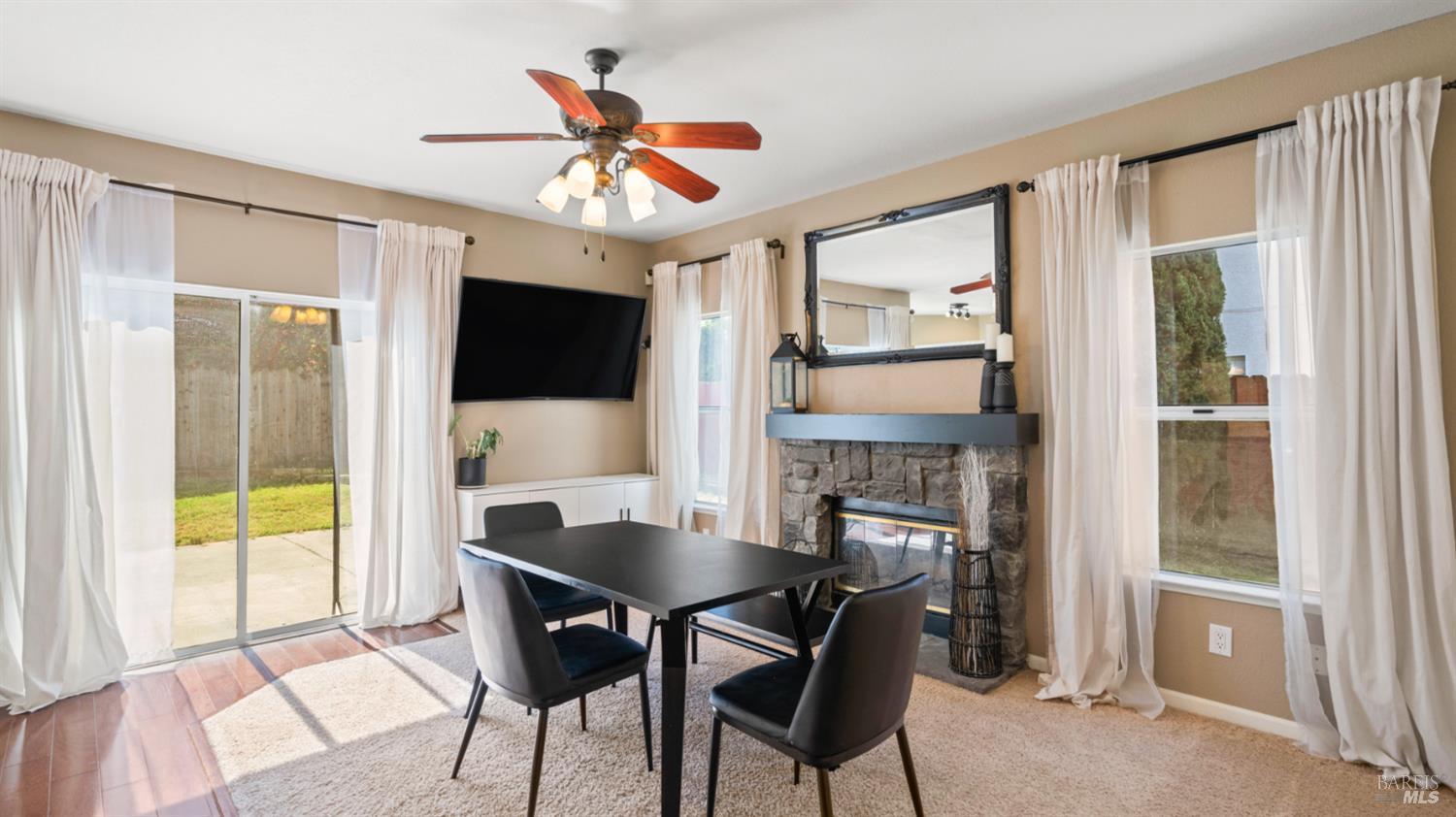 Detail Gallery Image 18 of 42 For 238 Harvest Dr, Vacaville,  CA 95687 - 4 Beds | 2/1 Baths