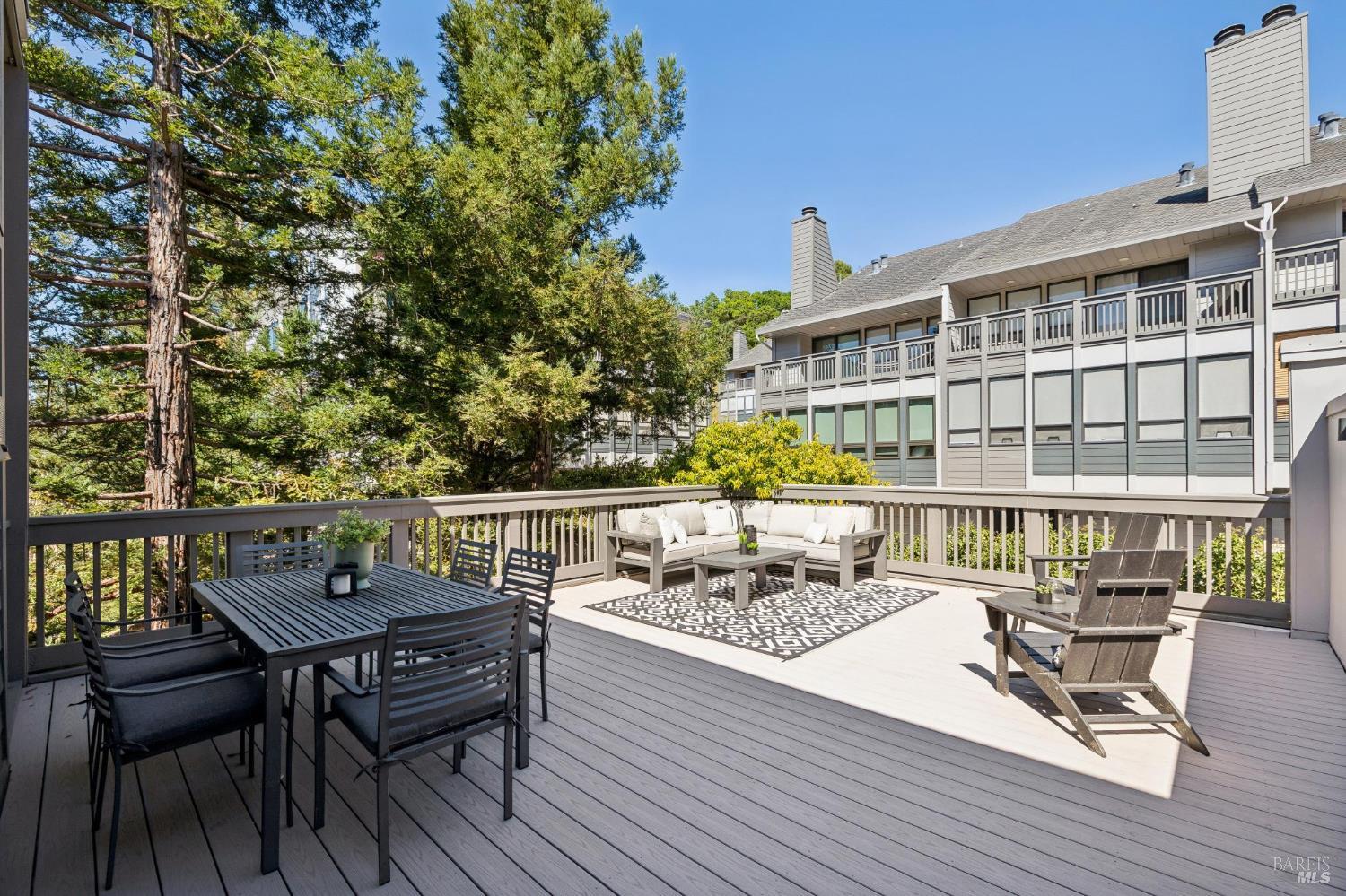 Detail Gallery Image 24 of 25 For 121 Professional Center Pkwy, San Rafael,  CA 94903 - 3 Beds | 2/1 Baths