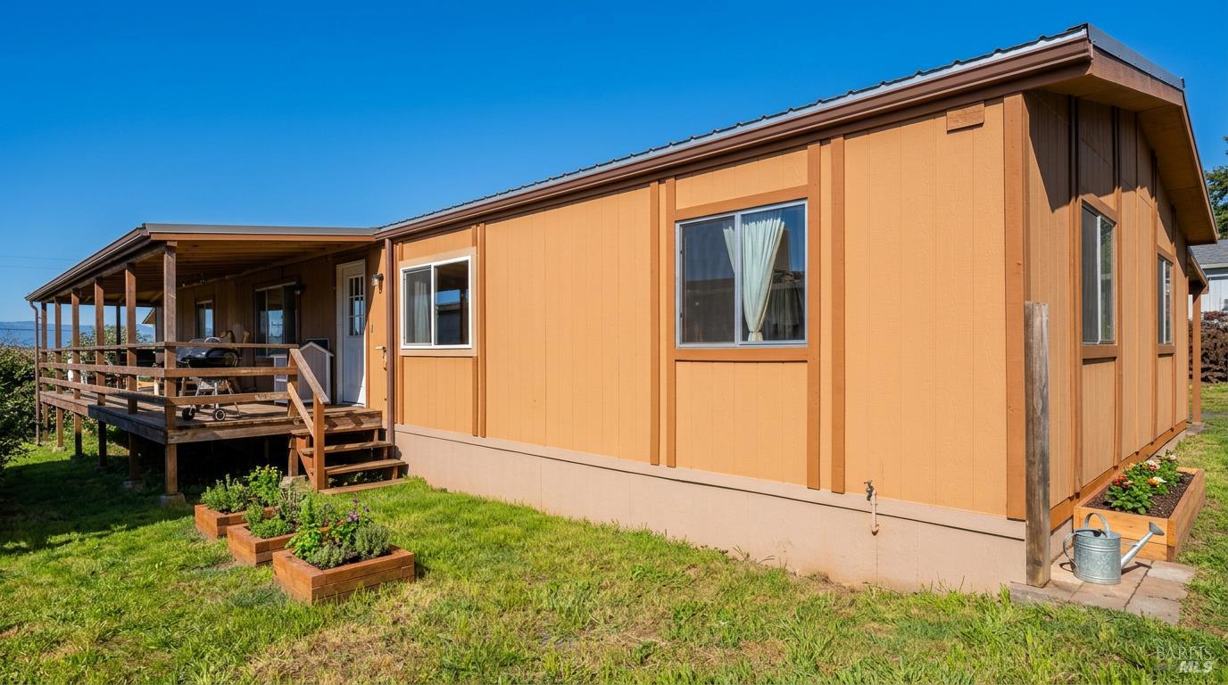 Detail Gallery Image 4 of 14 For 7186 Plumas St, Nice,  CA 95464 - 3 Beds | 2 Baths