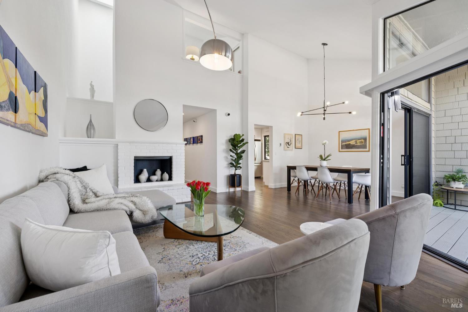 Front Image Thumbnail for BA326021547