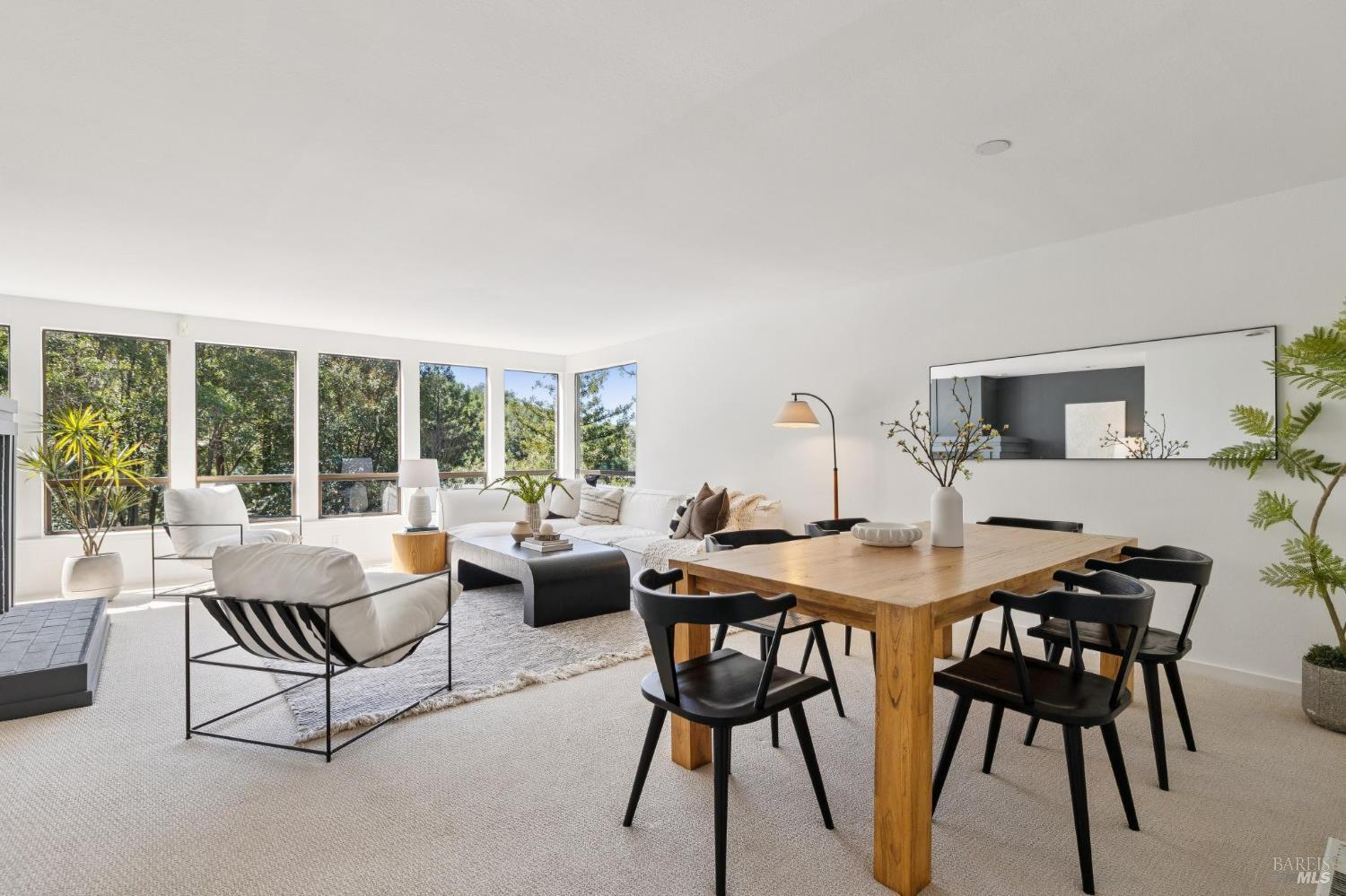 Detail Gallery Image 6 of 25 For 121 Professional Center Pkwy, San Rafael,  CA 94903 - 3 Beds | 2/1 Baths