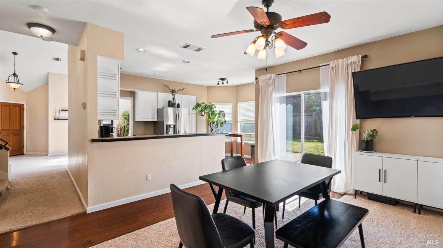 Detail Gallery Image 17 of 42 For 238 Harvest Dr, Vacaville,  CA 95687 - 4 Beds | 2/1 Baths