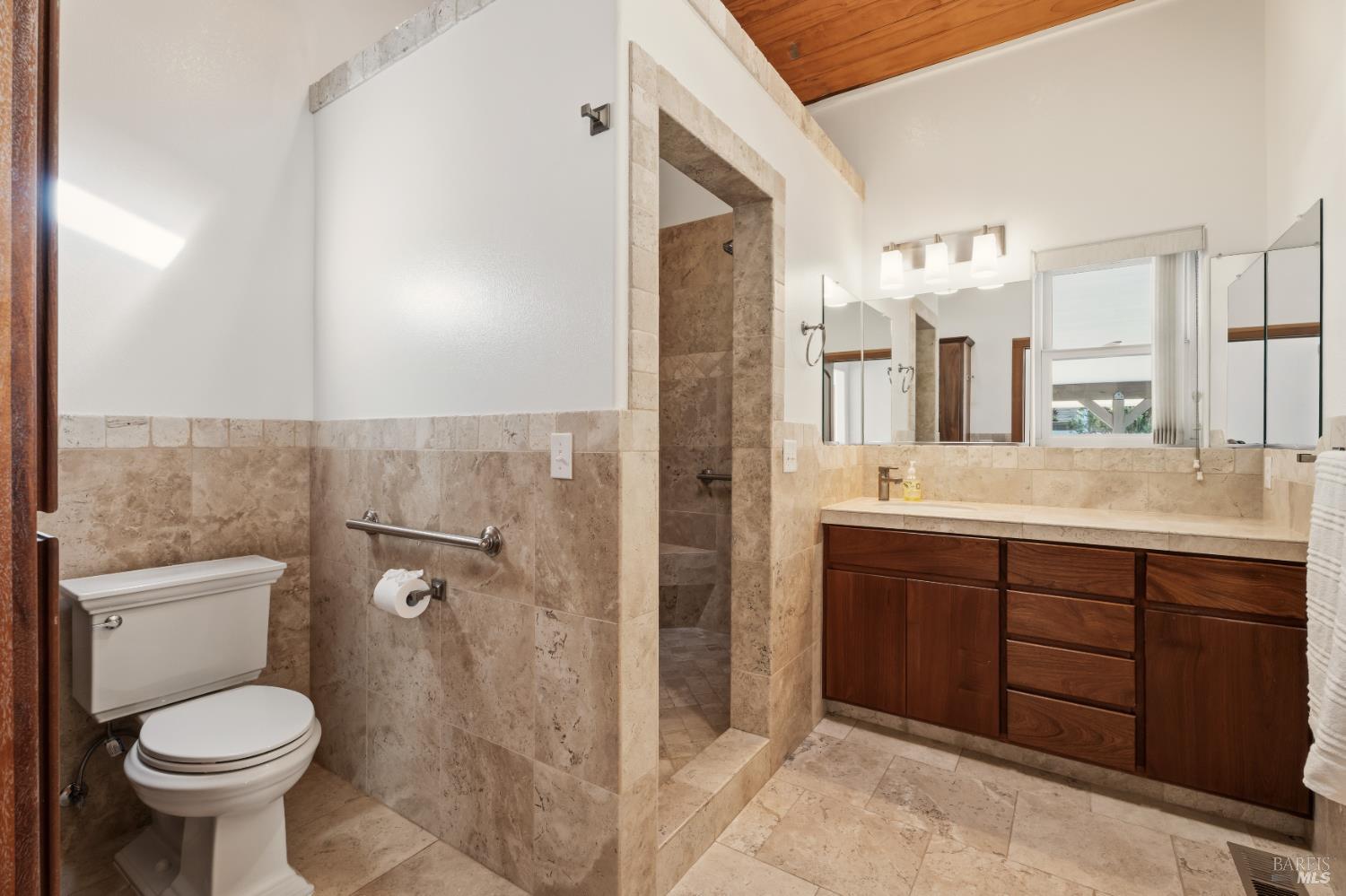 Detail Gallery Image 36 of 62 For 46701 Iversen Dr, Gualala,  CA 95445 - 2 Beds | 4/1 Baths