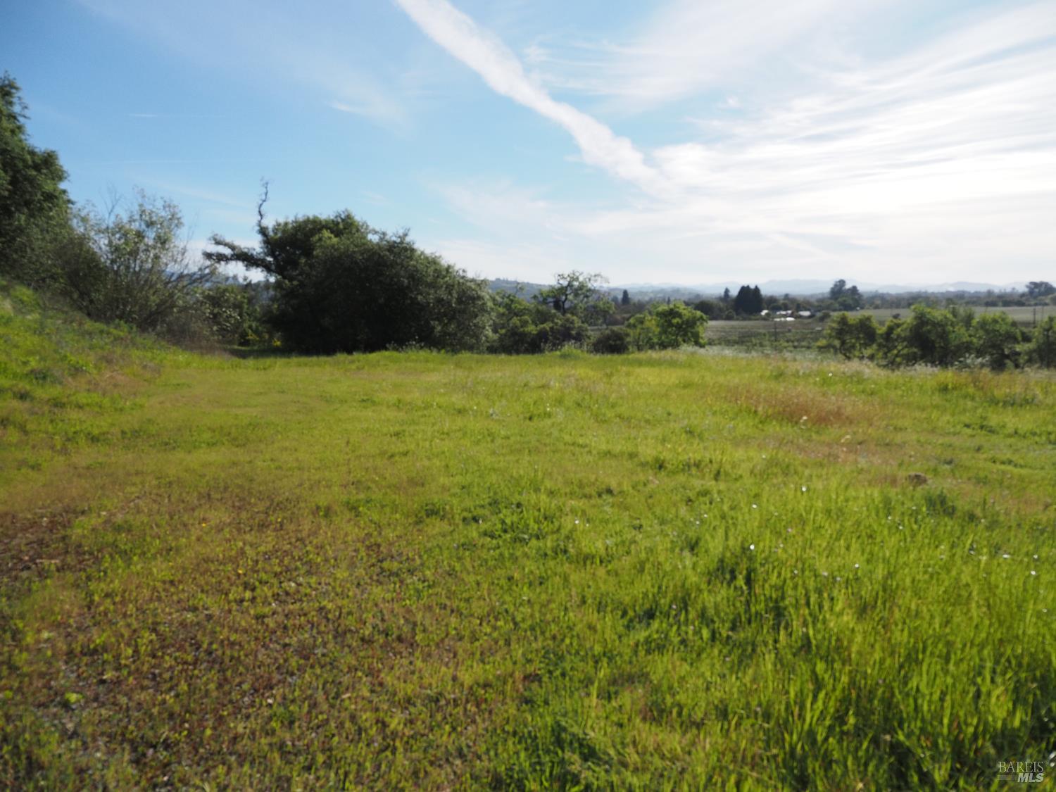 Detail Gallery Image 2 of 19 For 1077 Westside Rd, Healdsburg,  CA 95448 - – Beds | – Baths